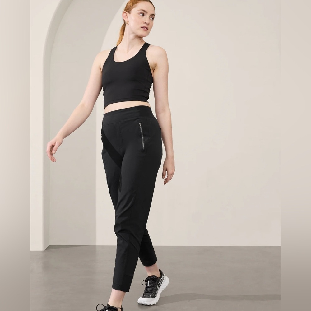 ATHLETA Sz 18 Joggers Drawstring Zipper Pockets Athletic Athleisure Wear Pants